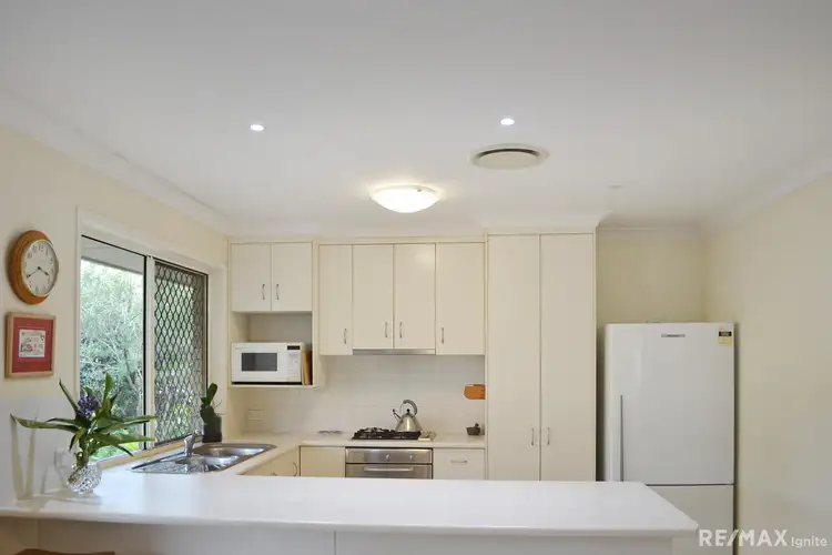 Sixth view of Homely house listing, 2 Kaputar Close (50 Derwent Place), Riverhills QLD 4074