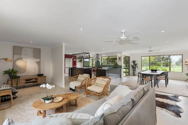 20 Narooma Drive, Ocean Shores NSW 2483