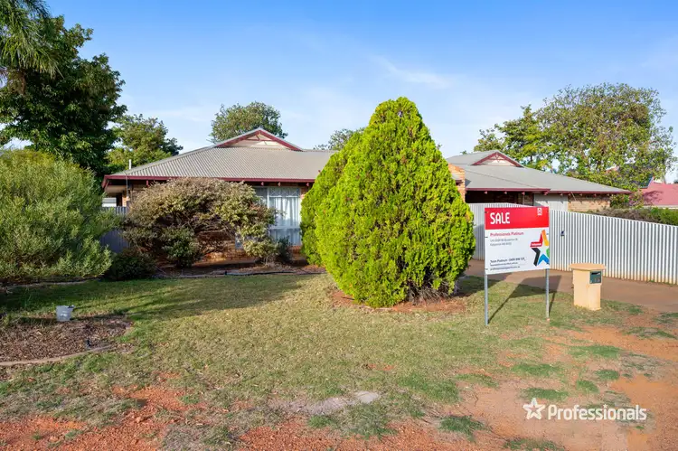 12A Tindals Crescent, Hannans WA 6430
