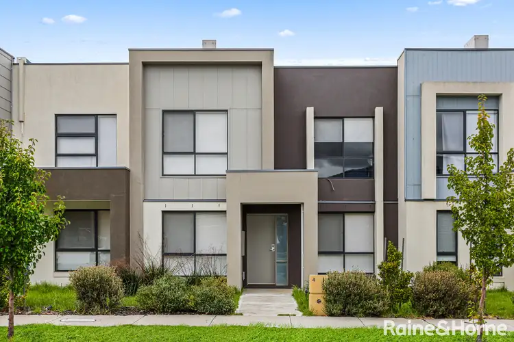 4 Fouz Street, Roxburgh Park VIC 3064