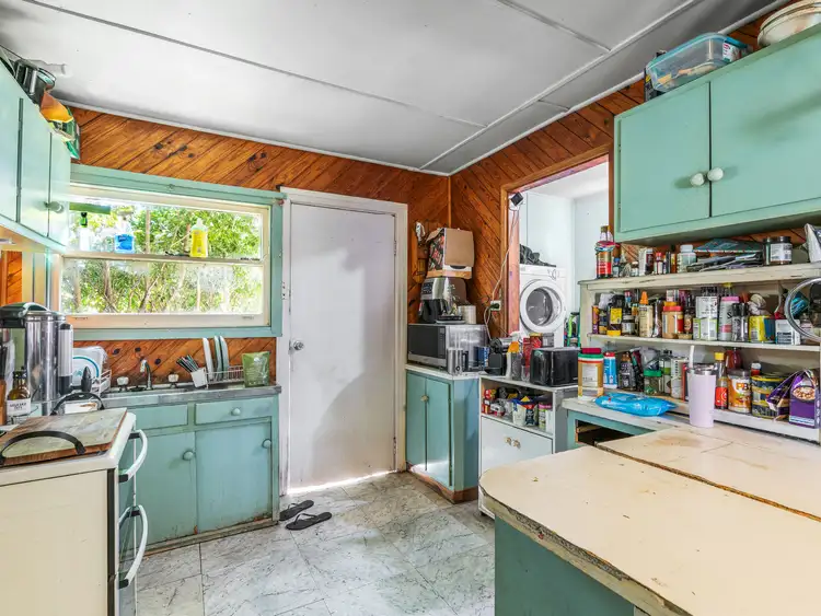 Sixth view of Homely house listing, 9 Cambridge Circle, Ourimbah NSW 2258