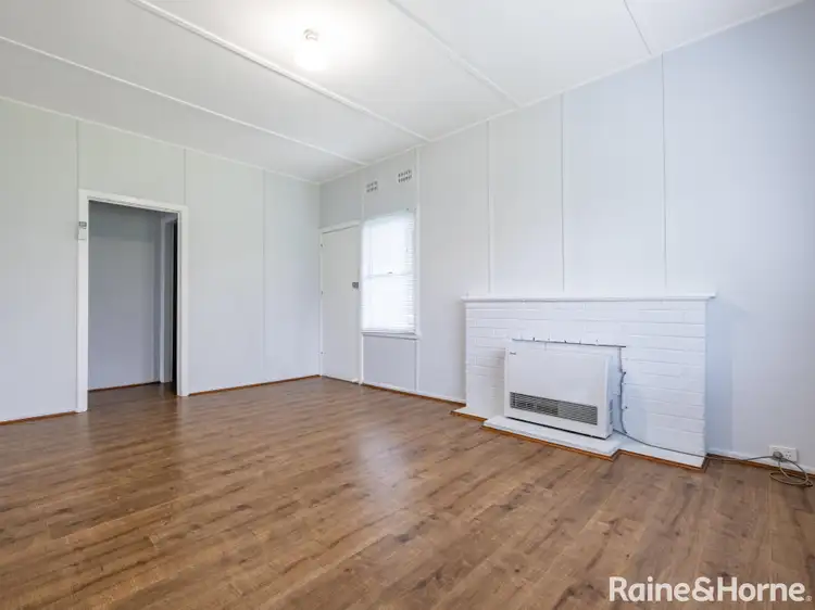 Third view of Homely house listing, 5 McKenzie Place, West Bathurst NSW 2795