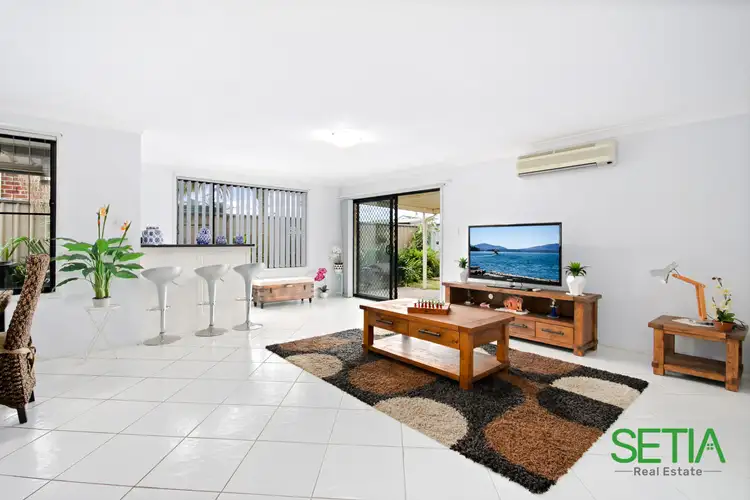 Second view of Homely house listing, 7 Hillview Place, Glendenning NSW 2761