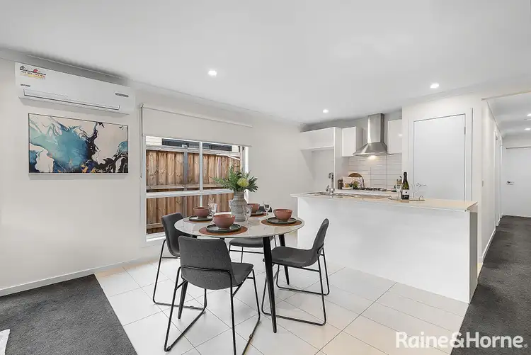 Sixth view of Homely house listing, 2/3 Barlow Circuit, Tarneit VIC 3029