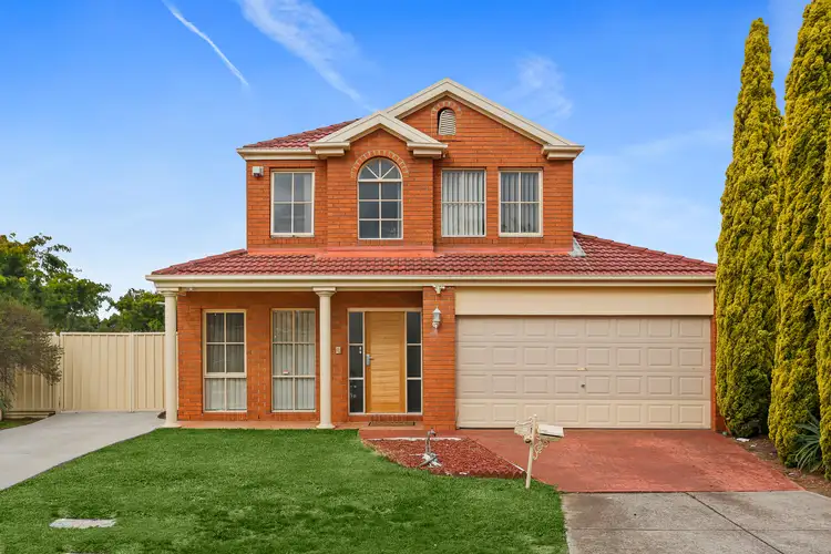 16 Thompson Crescent, Roxburgh Park VIC 3064