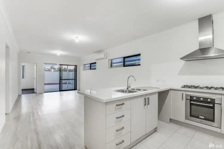 Fourth view of Homely house listing, 6a Amanda Drive, Camillo WA 6111