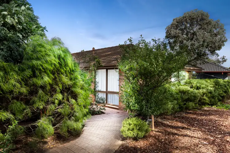 24 Notre Dame Drive, Sunbury VIC 3429