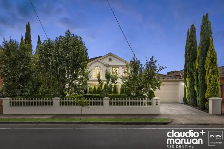 62 Rhodes Parade, Oak Park VIC 3046