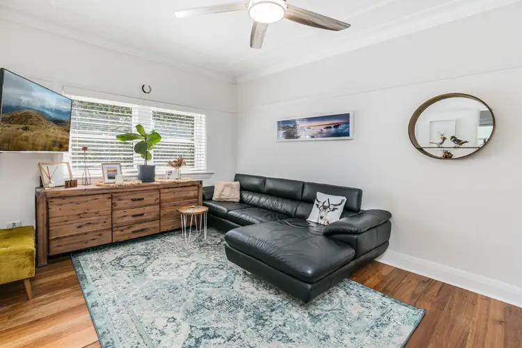 Fifth view of Homely apartment listing, 2/26 Brierley Street, Mosman NSW 2088