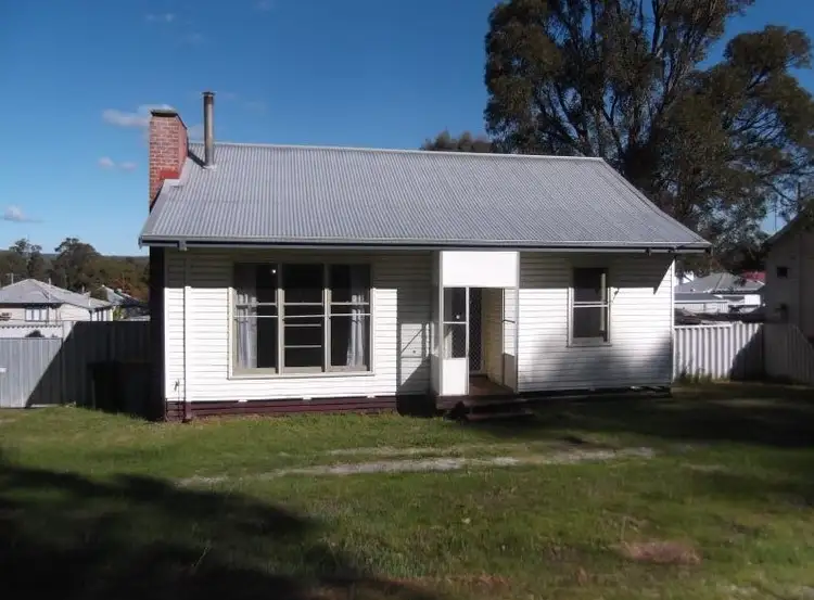 13 Cable Street, Collie WA 6225