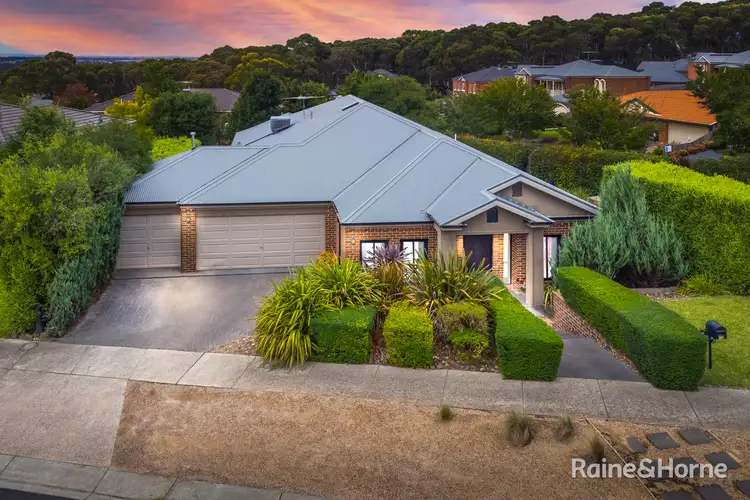 6 Longstaff Way, Sunbury VIC 3429