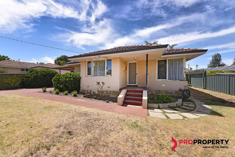 52 Nanovich Avenue, Girrawheen WA 6064