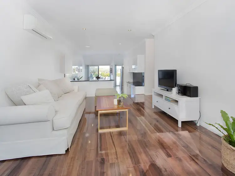 3/10 King Street
