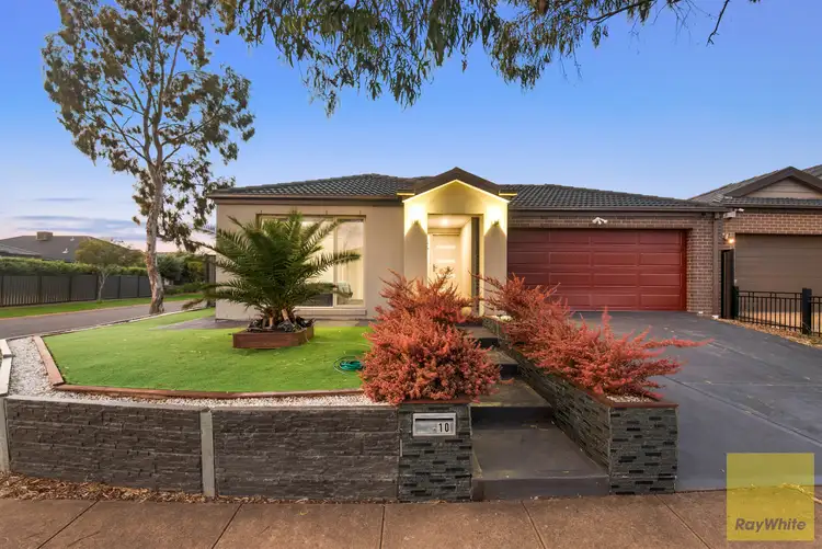 10 Truscott Grove, Point Cook VIC 3030