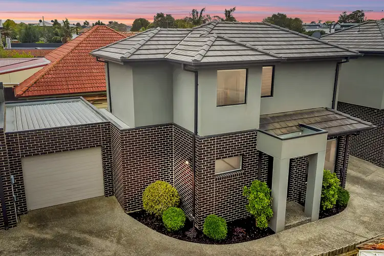 Main view of Homely townhouse listing, 2/3 Army Avenue, Reservoir VIC 3073