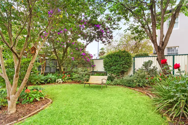 Fifth view of Homely apartment listing, 4/221 Military Road, Cremorne NSW 2090