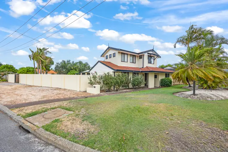 Third view of Homely house listing, 4 Renou Way, Bateman WA 6150