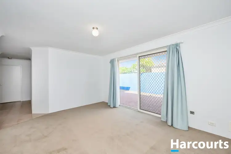 Fifth view of Homely villa listing, 2/3 Hove Court, Nollamara WA 6061