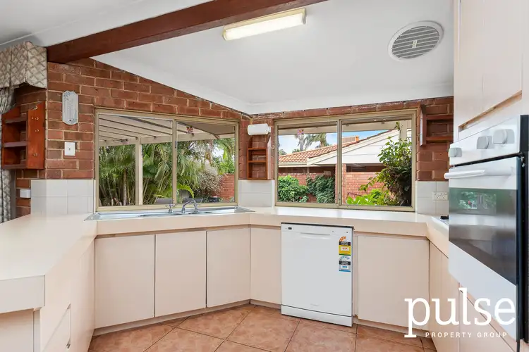 2/100 Barbican Street East, Shelley WA 6148