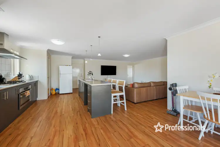 Sixth view of Homely house listing, 33 Beachcomber Hill, Glenfield WA 6532