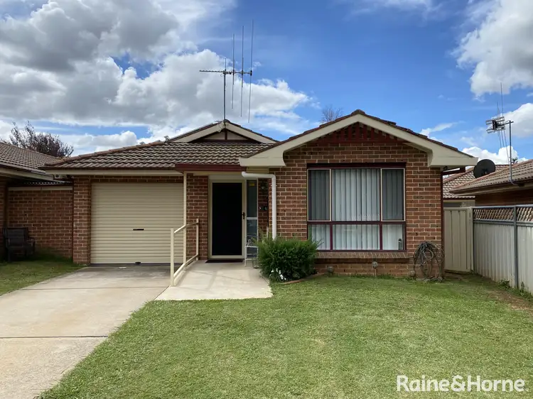 1/8 Rosedale Place, Orange NSW 2800
