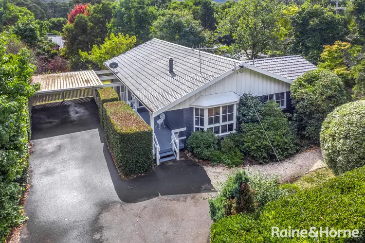 94 Carrington Street, Macedon VIC 3440