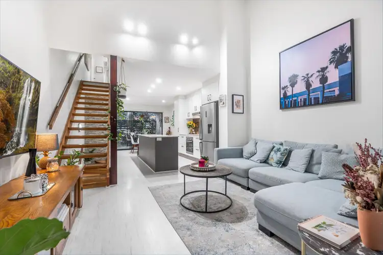 Main view of Homely townhouse listing, 6/255 Cavendish Road, Coorparoo QLD 4151