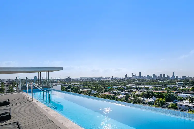 1029/123 Cavendish Road, Coorparoo QLD 4151