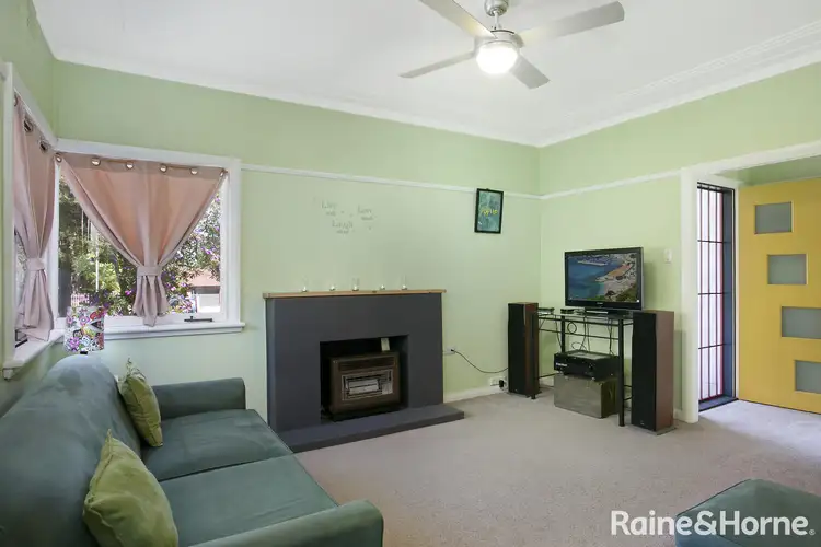 Second view of Homely house listing, 10 Nyara Road, Mount Kuring-Gai NSW 2080