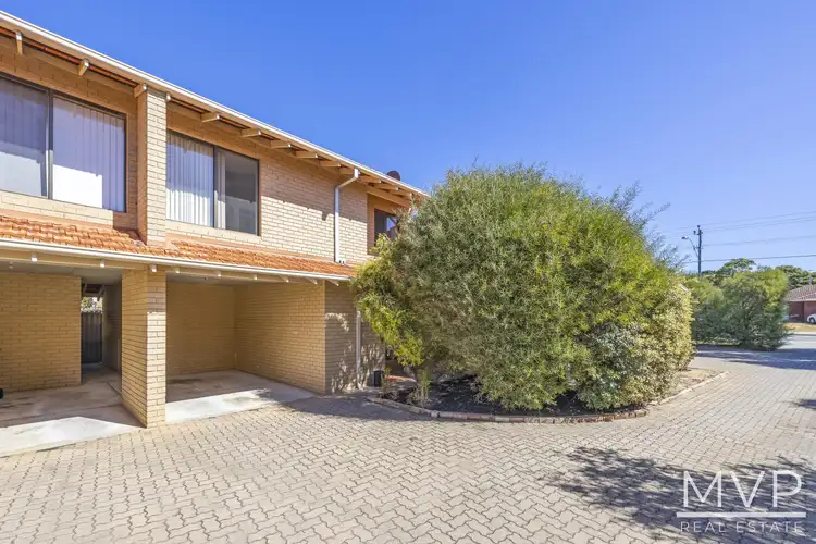 2/90 Gilbertson Road, Kardinya WA 6163