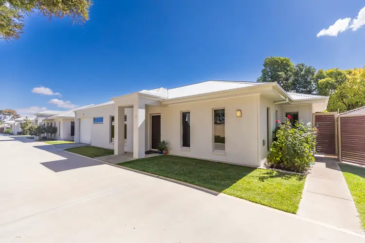 2/16 Milloo Street, Swan Hill VIC 3585
