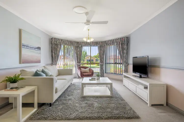 Second view of Homely house listing, 335 Shirleen Crescent, Lavington NSW 2641