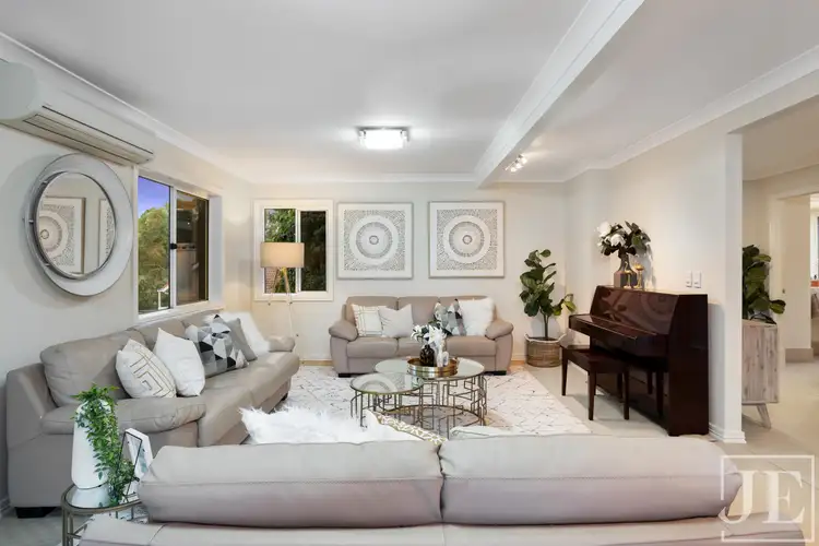 16 Lohe Street, Indooroopilly QLD 4068