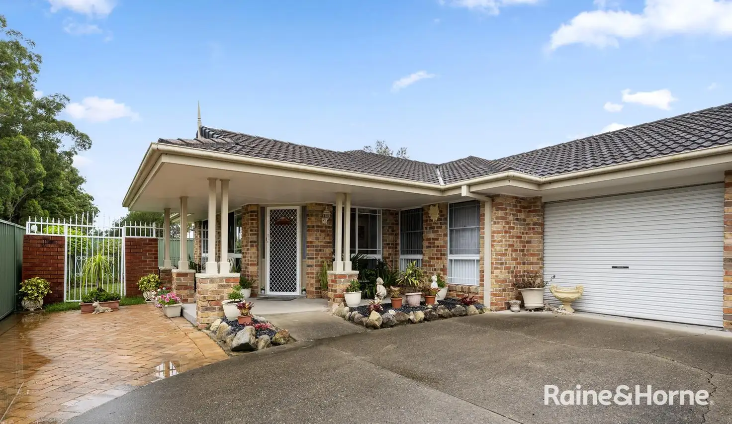 Main view of Homely villa listing, 2/25 Cornish Street, Coffs Harbour NSW 2450