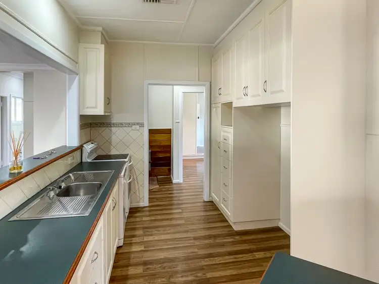 Fifth view of Homely house listing, 2 Henry Street, Hillston NSW 2675