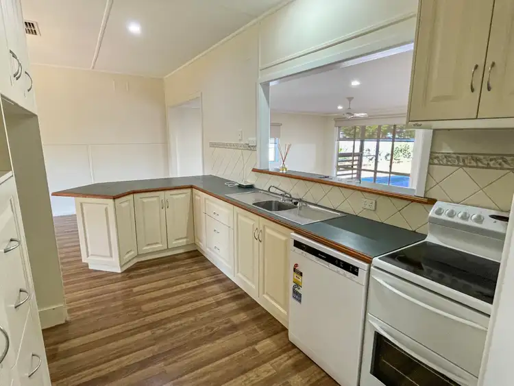 Sixth view of Homely house listing, 2 Henry Street, Hillston NSW 2675