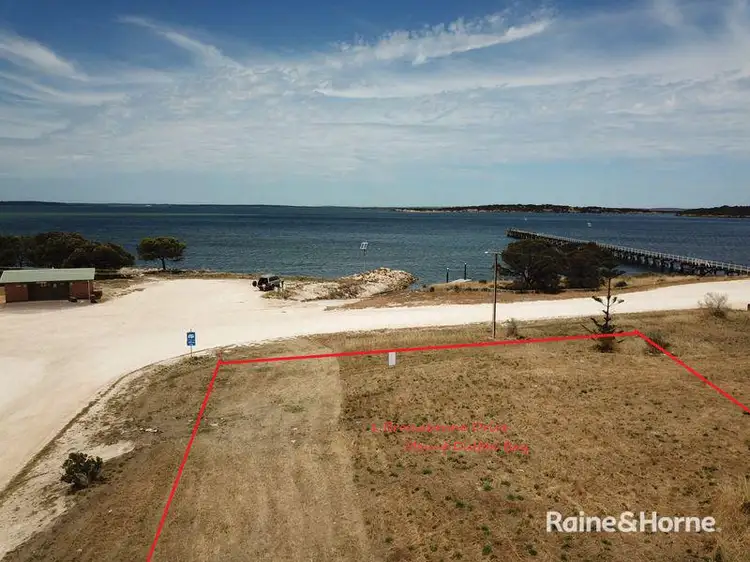 1 Broccabruna Drive, Mount Dutton Bay SA 5607