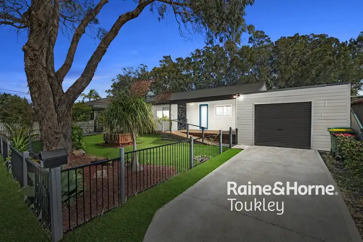 8 Gleddon Avenue, Gorokan NSW 2263