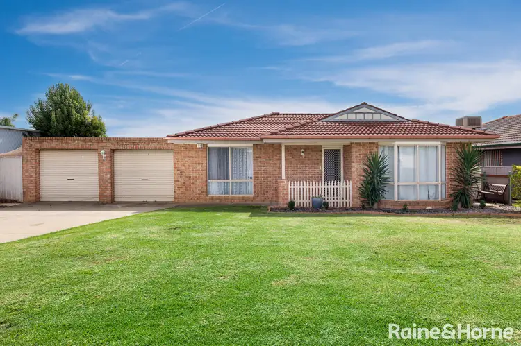 5 Kaldari Crescent, Glenfield Park NSW 2650