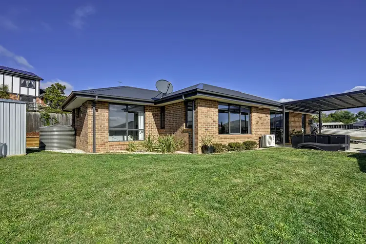 4B Heron Crescent