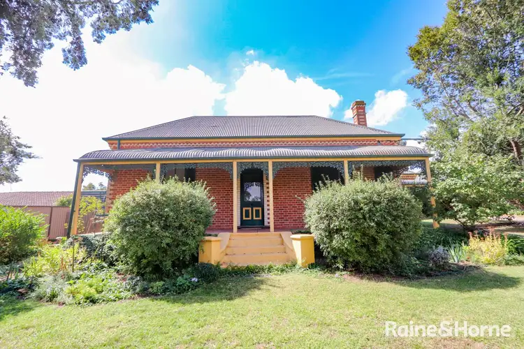 25 View Street, Kelso NSW 2795