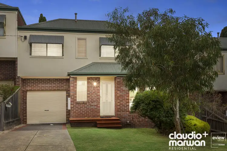 15 Forbes Grove, Oak Park VIC 3046