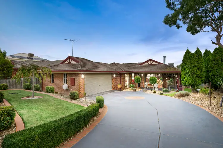 27 Citriodora Circuit, Sunbury VIC 3429