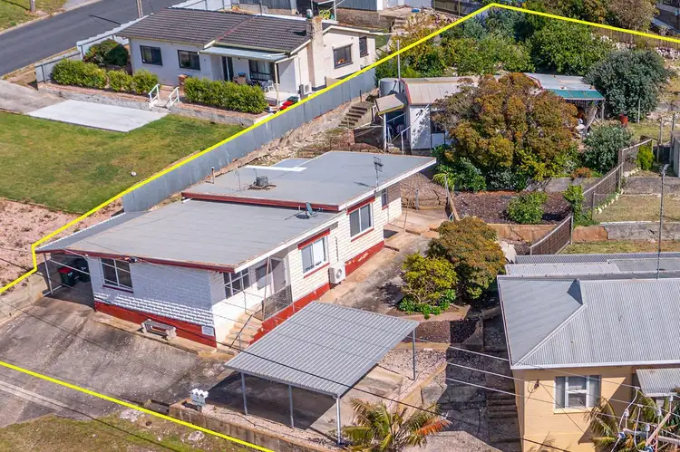 12 Swann Street, Port Lincoln SA 5606