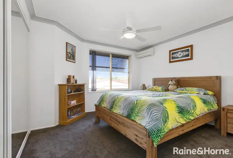 Sixth view of Homely house listing, 5 Springvale Circuit, Cameron Park NSW 2285