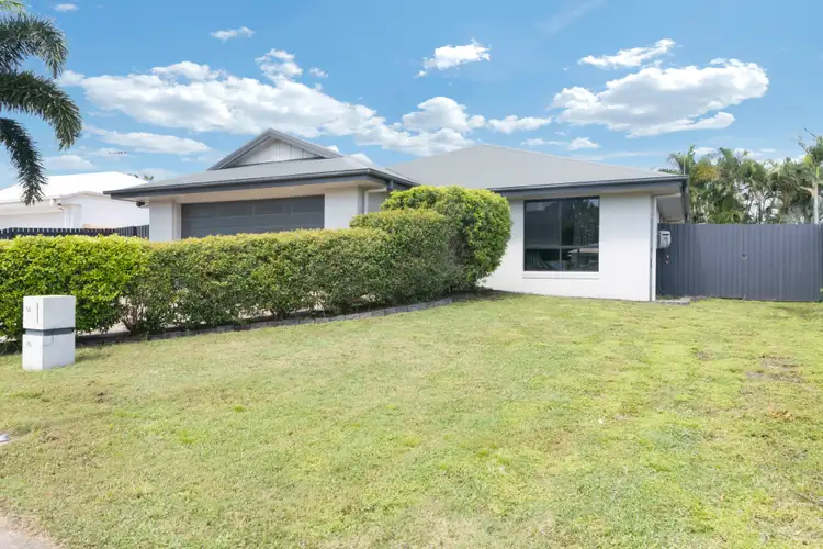 14 Helmsman Drive, Bucasia QLD 4750