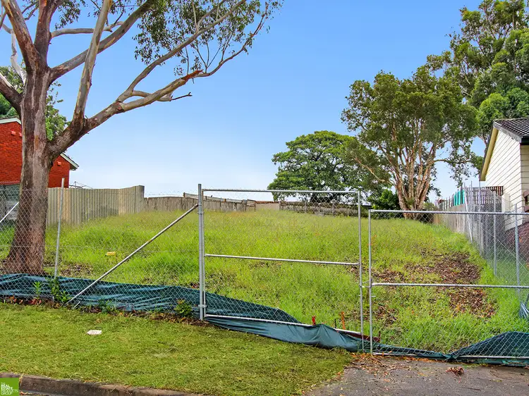 6 Linum Place, Barrack Heights NSW 2528