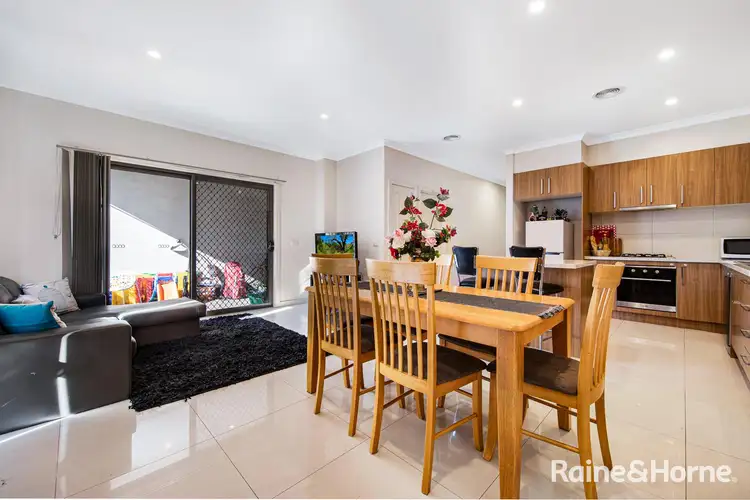 Fifth view of Homely townhouse listing, 2/72 Lynbrook Boulevard, Lynbrook VIC 3975