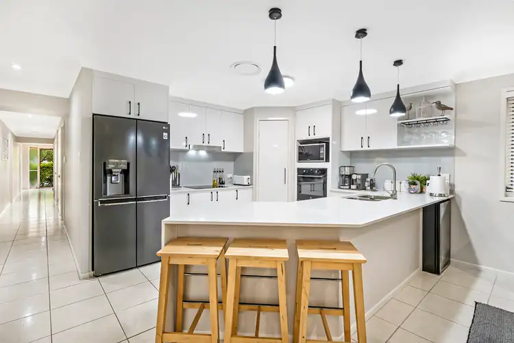 16 Morwell Crescent, North Lakes QLD 4509