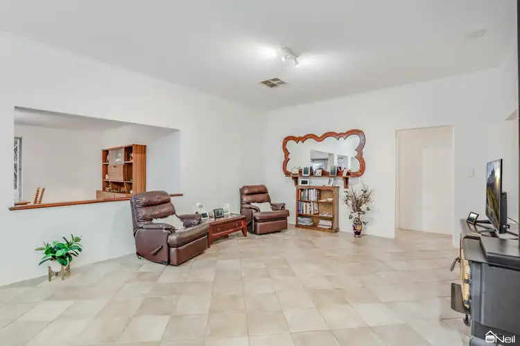Fourth view of Homely house listing, 10 Hilltop Place, Kelmscott WA 6111